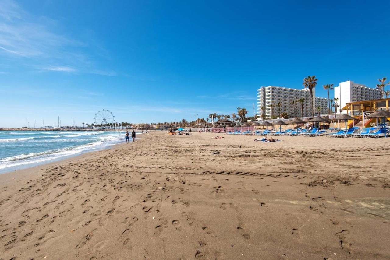 Aloha Puerto Private Apartment 1St Line Carihuela Beach Торемолинос Екстериор снимка