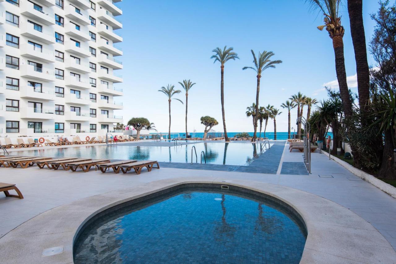 Aloha Puerto Private Apartment 1St Line Carihuela Beach Торемолинос Екстериор снимка